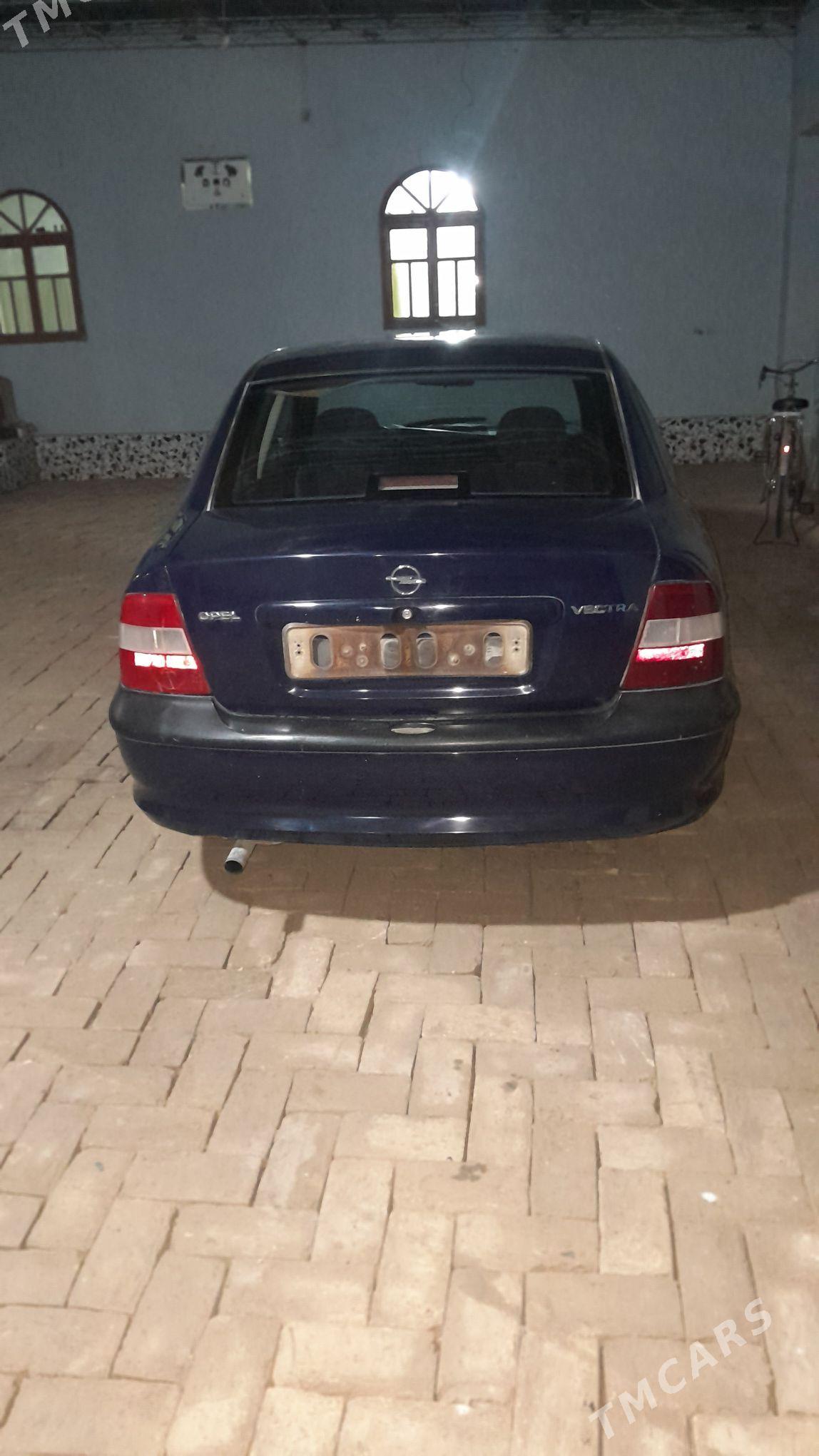 Opel Vectra 1998 - 40 000 TMT - Саят - img 2