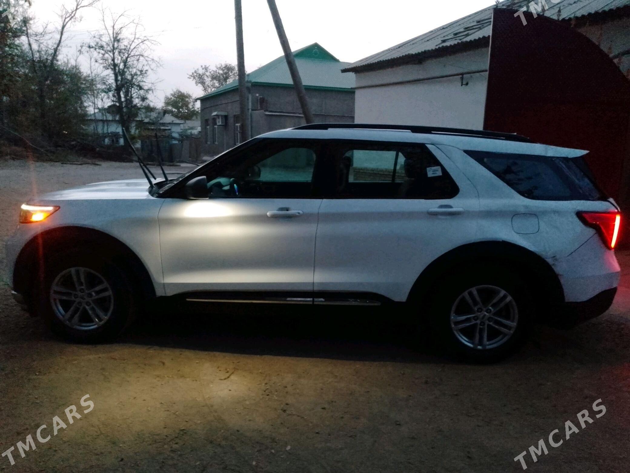 Ford Explorer 2022 - 350 000 TMT - Туркменгала - img 9