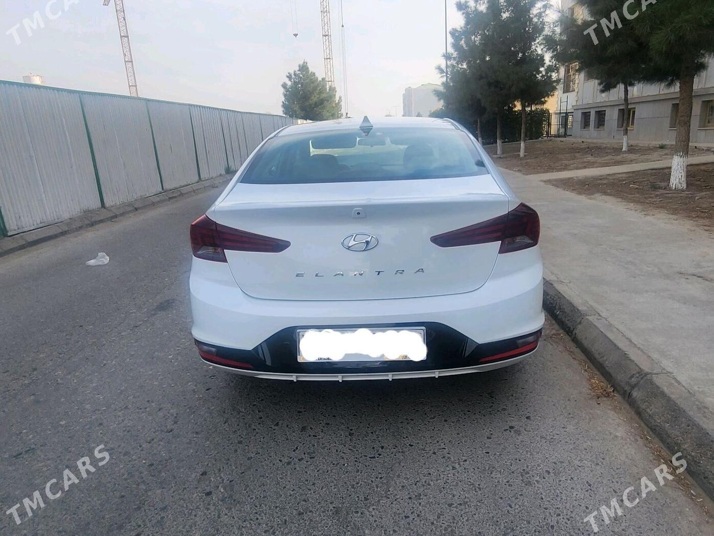 Hyundai Elantra 2020 - 175 000 TMT - Мары - img 3