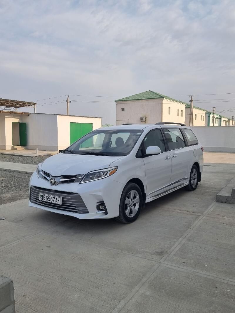 Toyota Sienna 2012 - 290 000 TMT - Bäherden - img 3