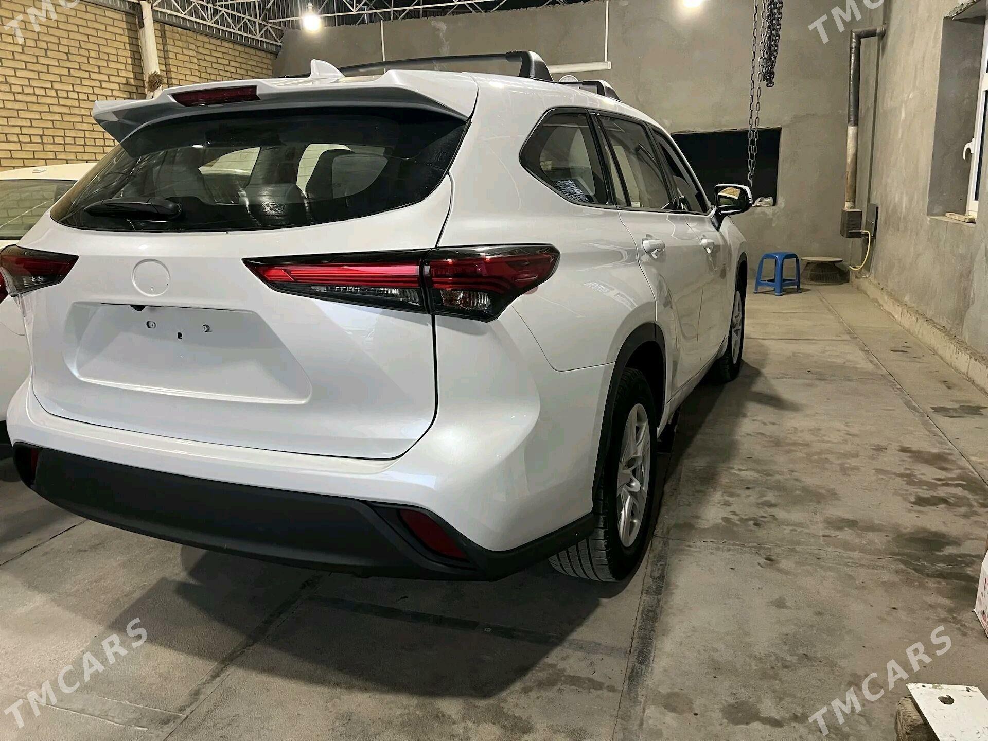 Toyota Highlander 2021 - 430 000 TMT - Мары - img 1