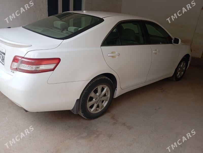 Toyota Camry 2011 - 210 000 TMT - Tejen - img 4