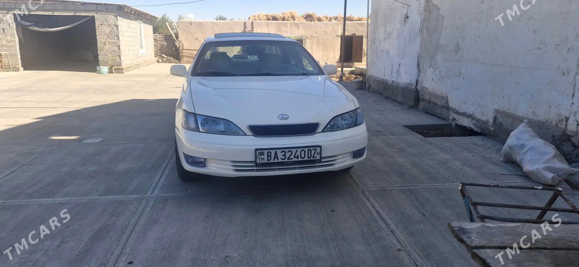 Lexus ES 1999 - 125 000 TMT - Болдумсаз - img 1