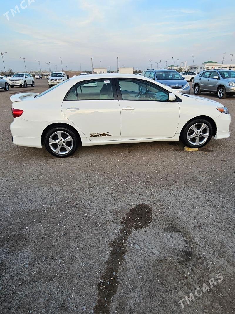 Toyota Corolla 2012 - 170 000 TMT - Дашогуз - img 3