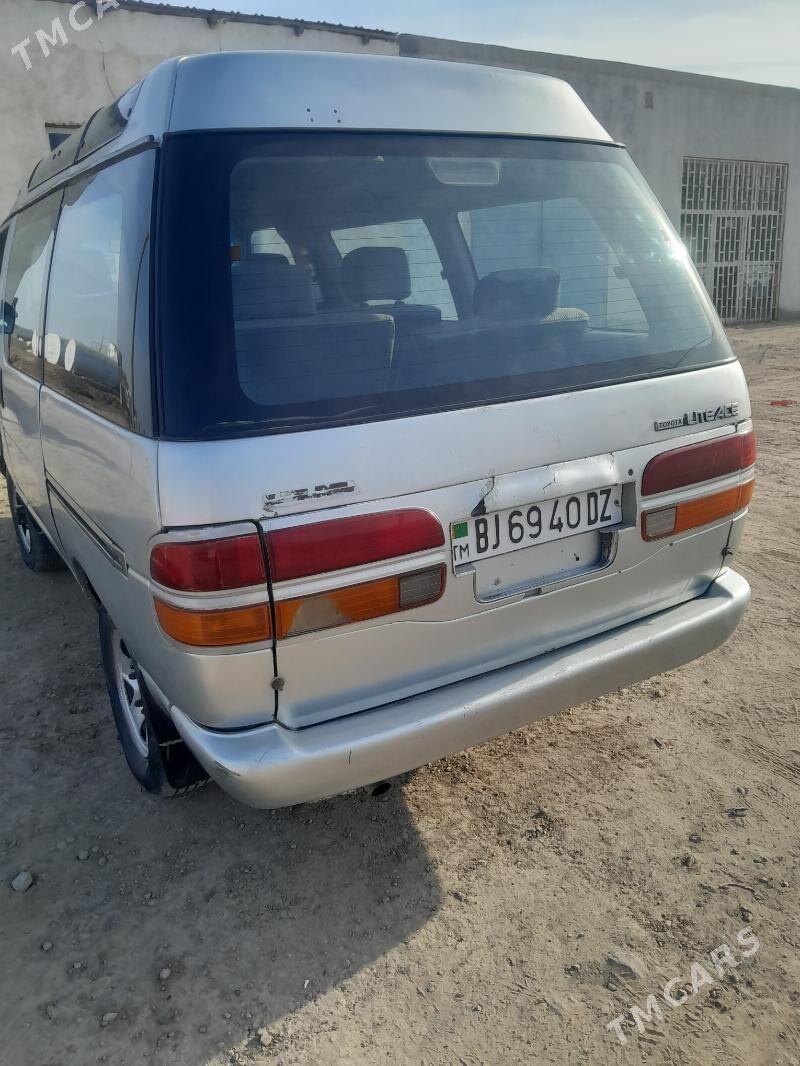 Toyota Town Ace 1992 - 50 000 TMT - Гурбансолтан Едже - img 2