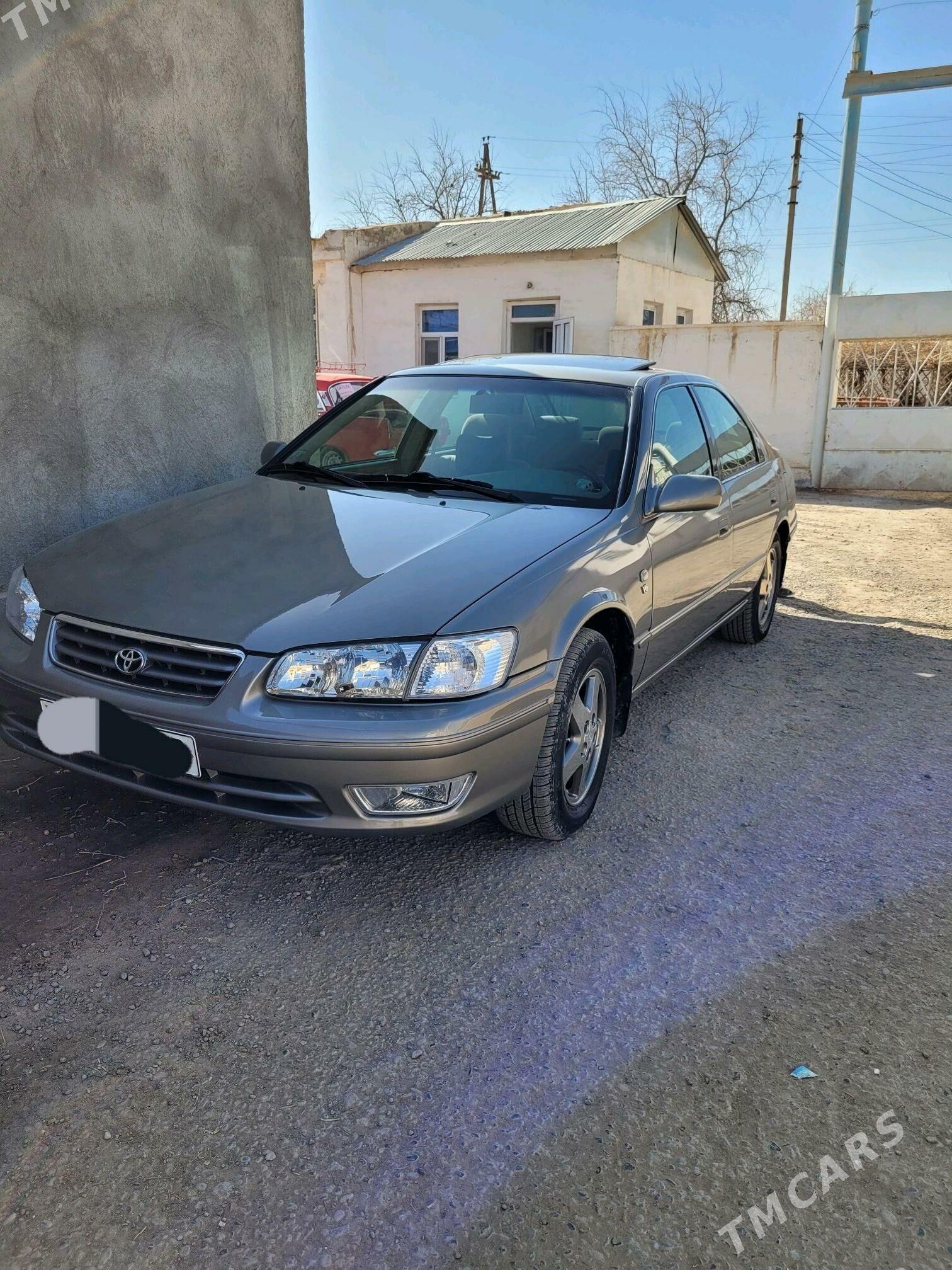 Toyota Camry 1999 - 170 000 TMT - Мары - img 1
