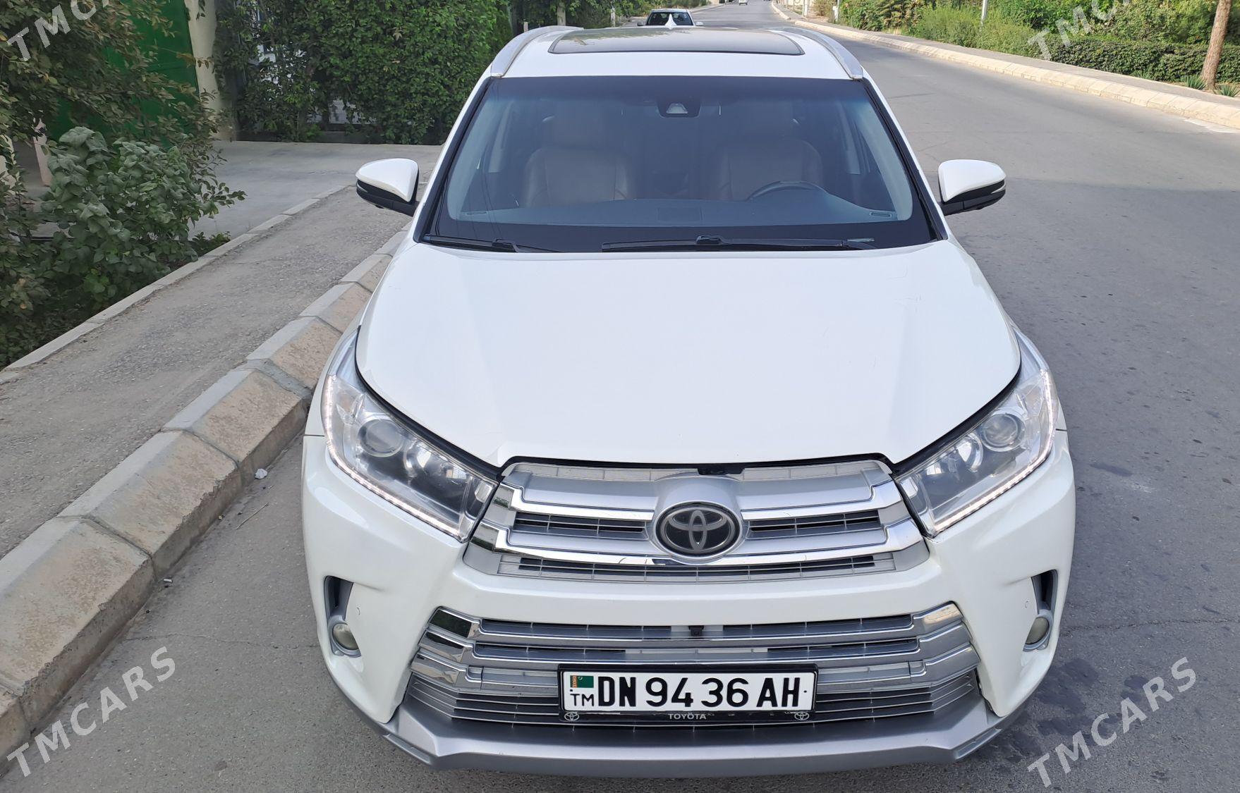 Toyota Highlander 2018 - 359 000 TMT - Ашхабад - img 3