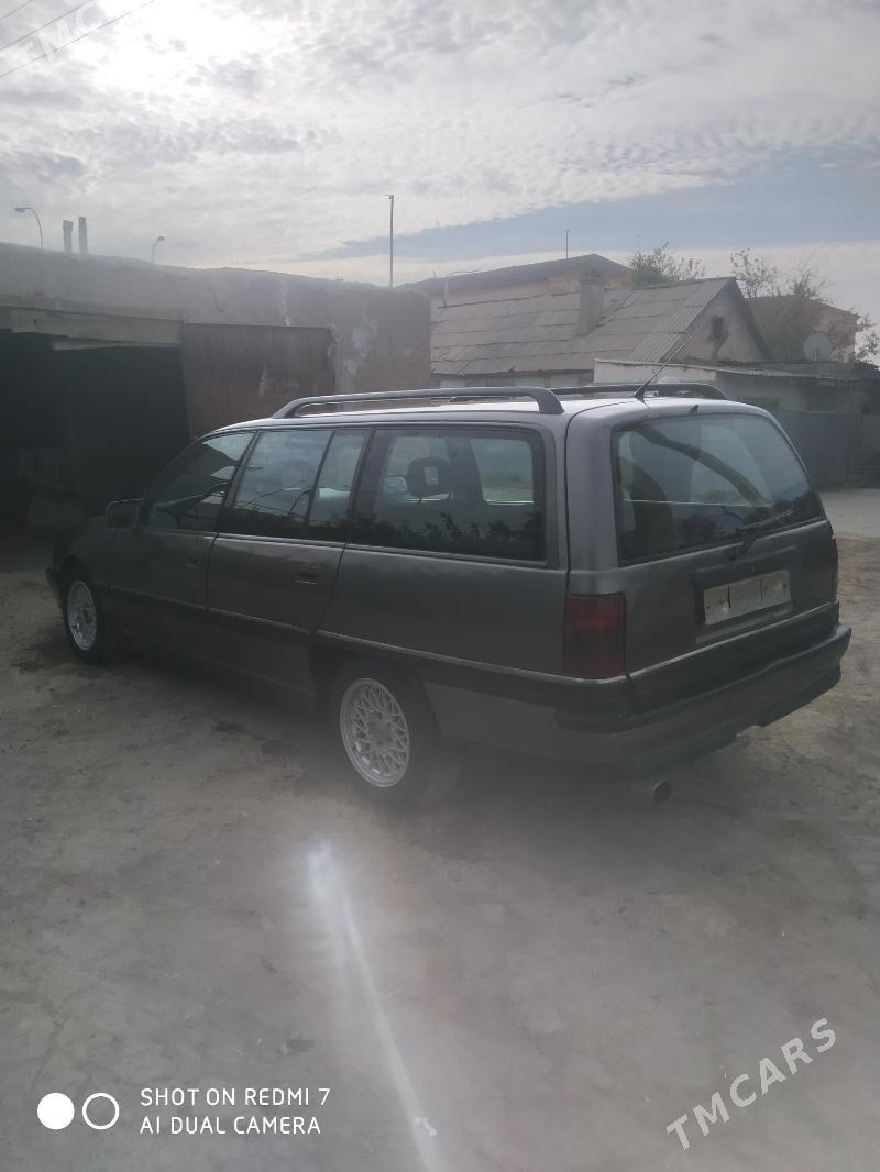 Opel Omega 1990 - 28 000 TMT - Daşoguz - img 2