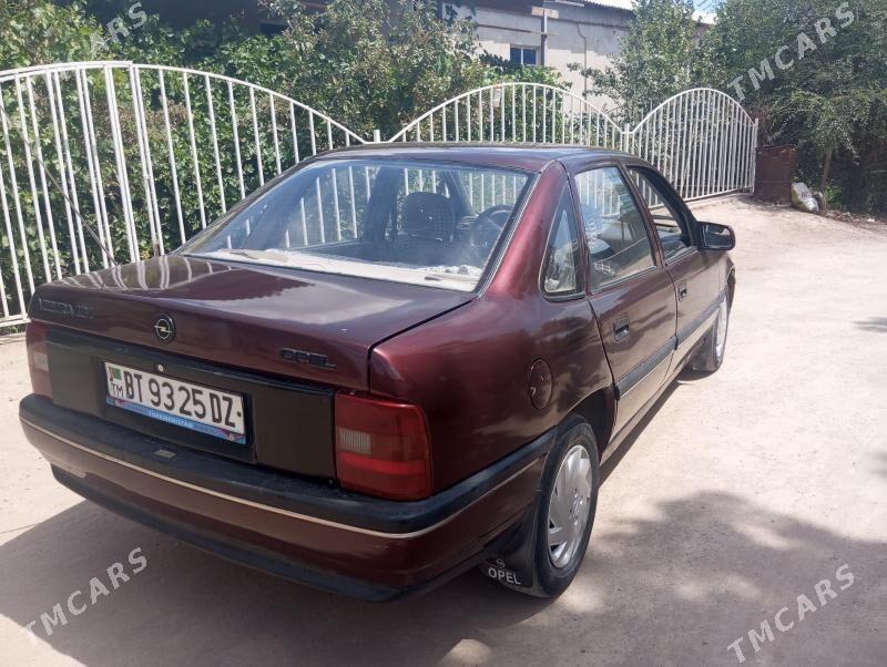 Opel Vectra 1991 - 38 000 TMT - Губадаг - img 9