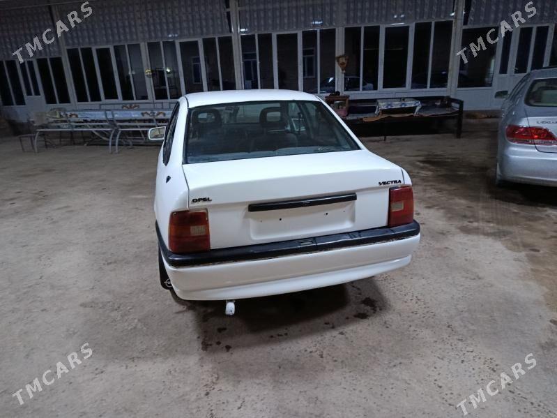 Opel Vectra 1992 - 35 000 TMT - Çärjew - img 4