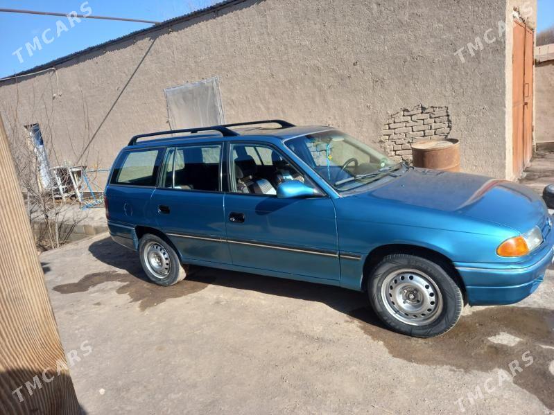 Opel Astra 1993 - 36 000 TMT - Дашогуз - img 1