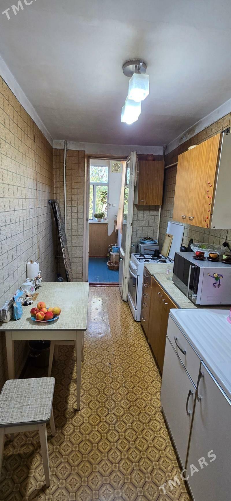 30мкр. 2 комнаты 2 этаж 55м² - 30 мкр - img 5