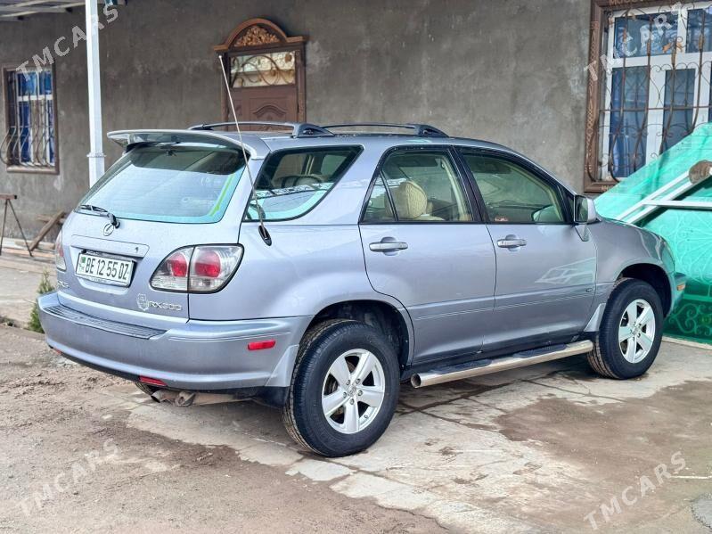 Lexus RX 300 2003 - 200 000 TMT - Дашогуз - img 9