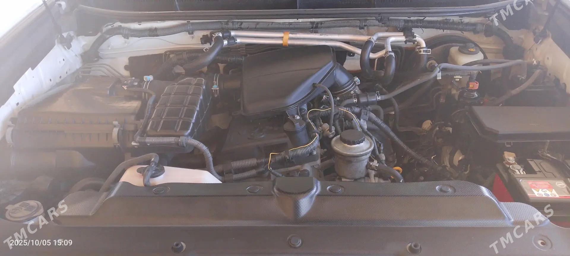Toyota Land Cruiser Prado 2011 - 520 000 TMT - Türkmenabat - img 7