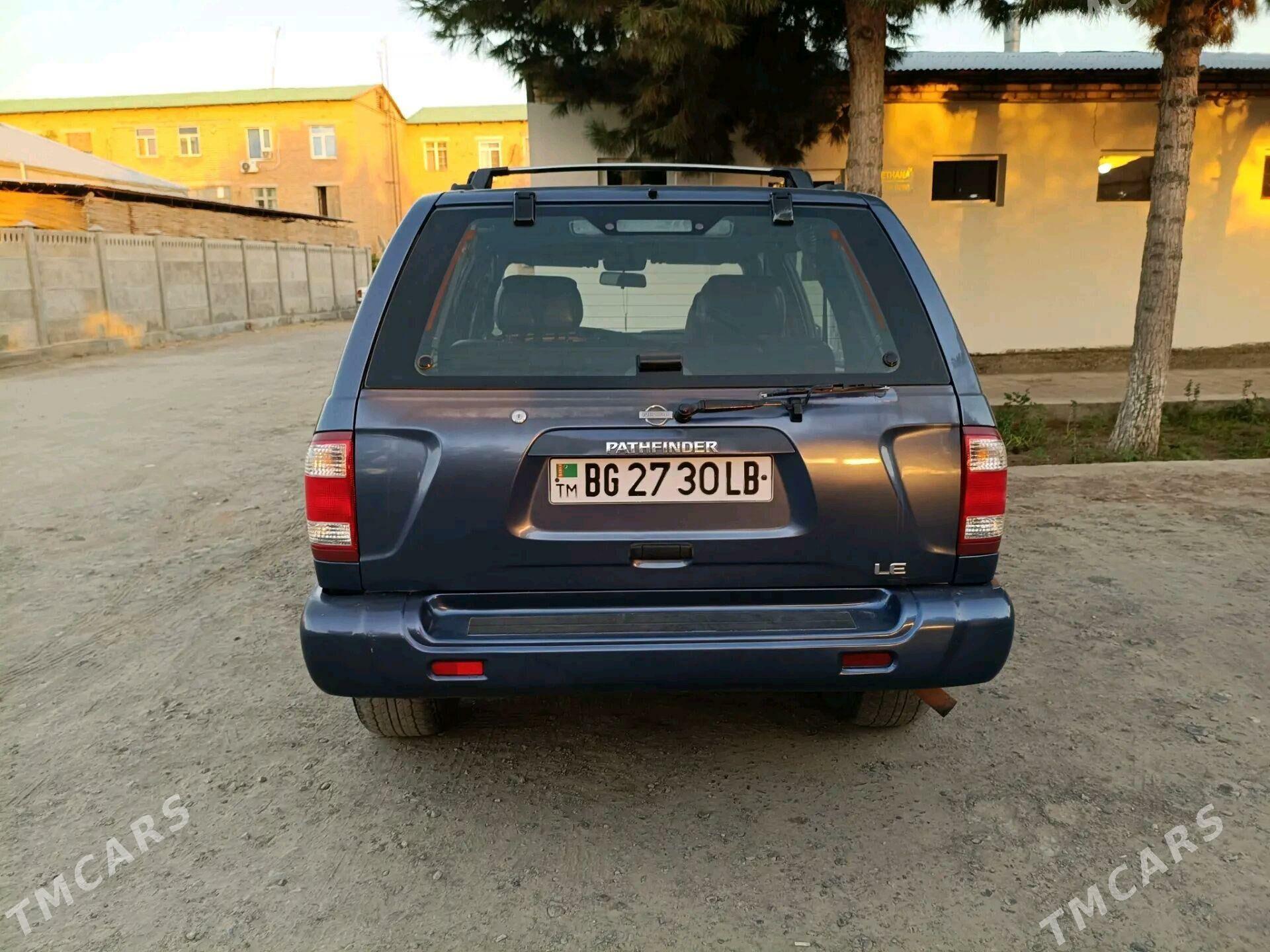 Nissan Pathfinder 2002 - 120 000 TMT - Türkmenabat - img 4