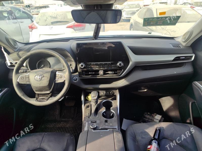 Toyota Highlander 2022 - 520 000 TMT - Байрамали - img 2