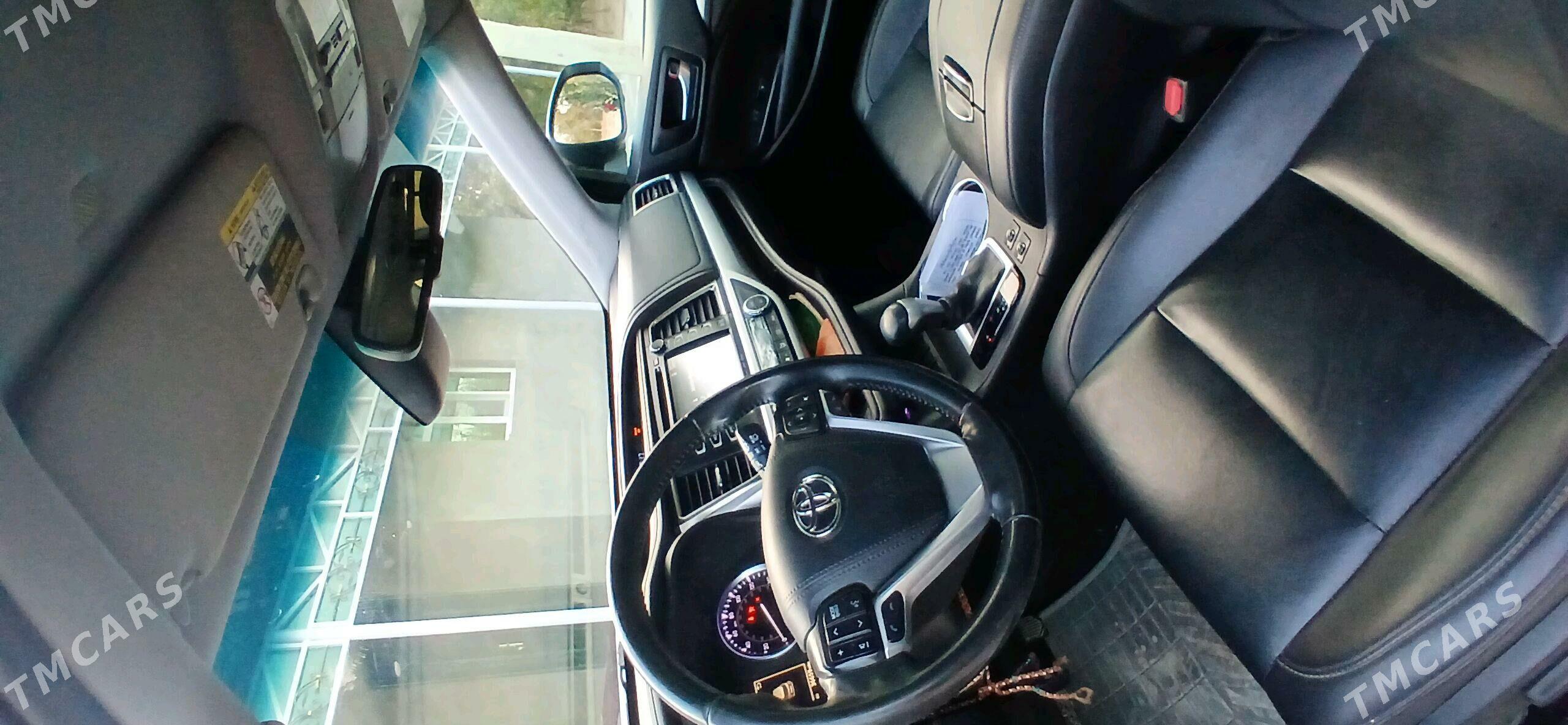 Toyota Highlander 2019 - 375 000 TMT - Türkmenbaşy etr. - img 2