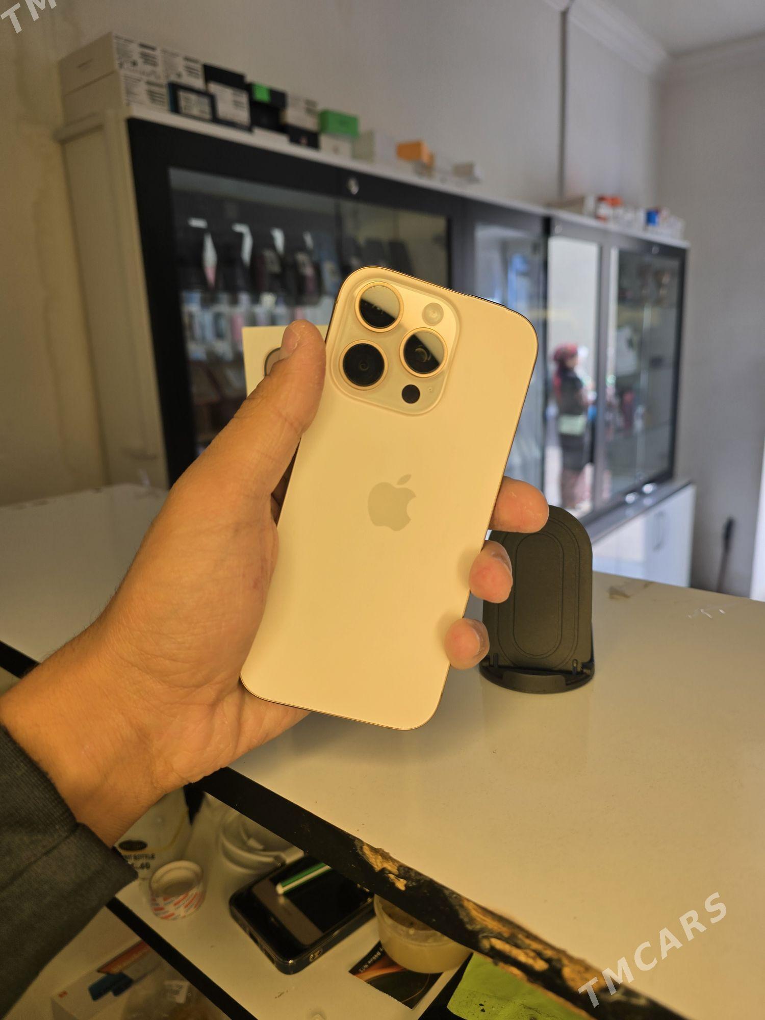 iphone 16 pro - Mary - img 7