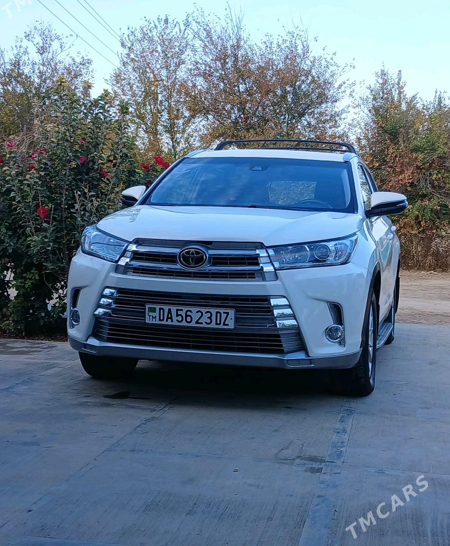 Toyota Highlander 2019 - 375 000 TMT - Türkmenbaşy etr. - img 5