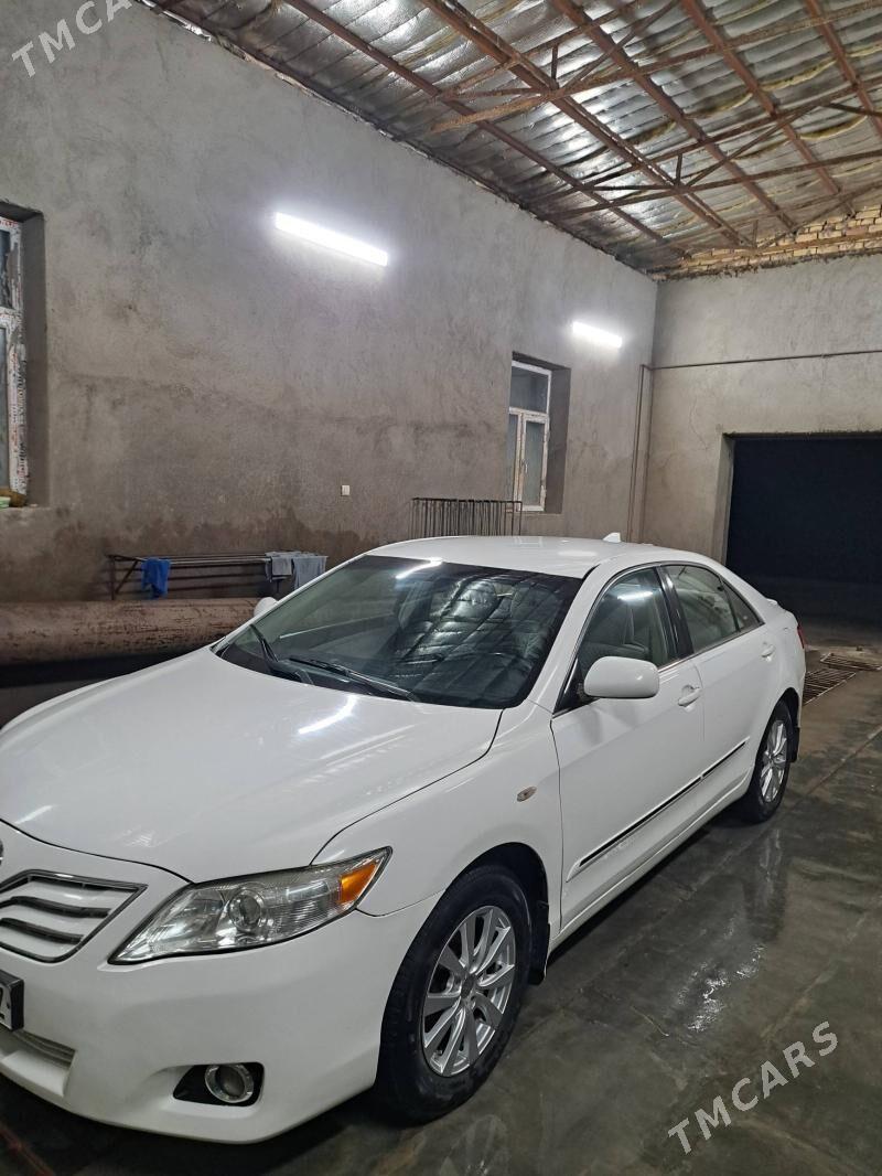 Toyota Camry 2009 - 145 000 TMT - Шабатский этрап - img 1