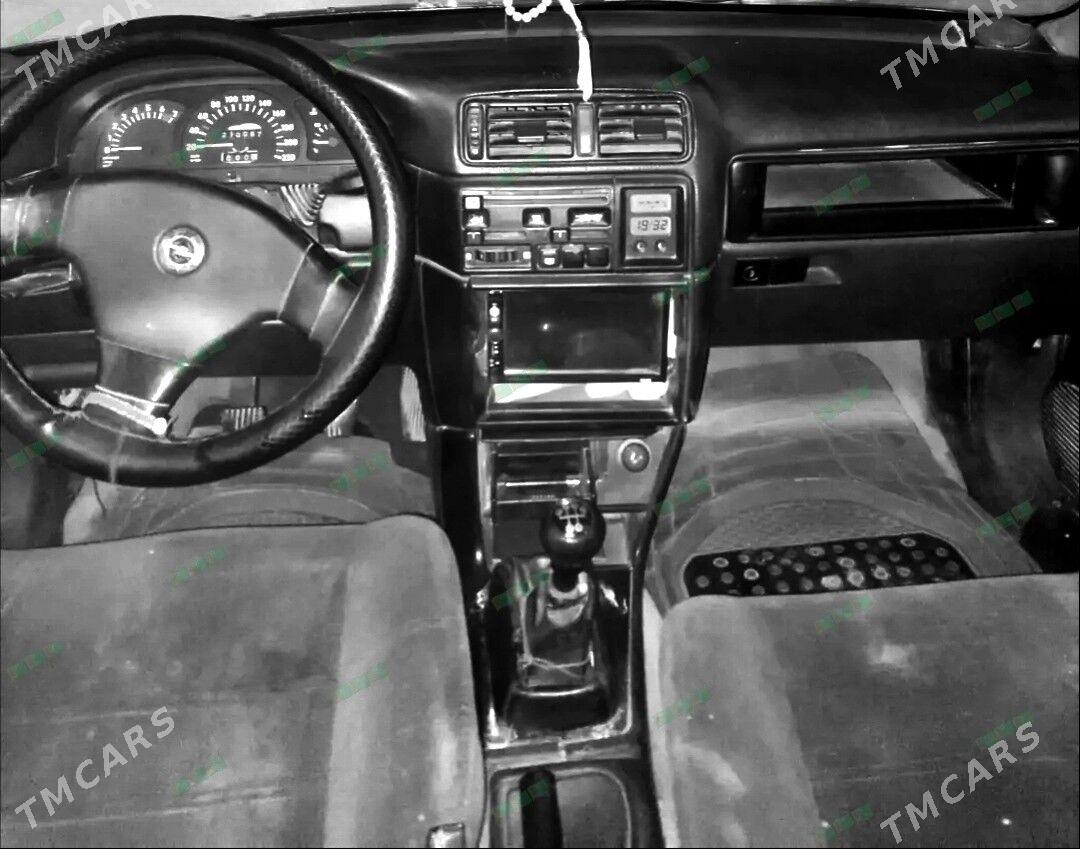 Opel Vectra 1992 - 38 000 TMT - Dänew - img 2