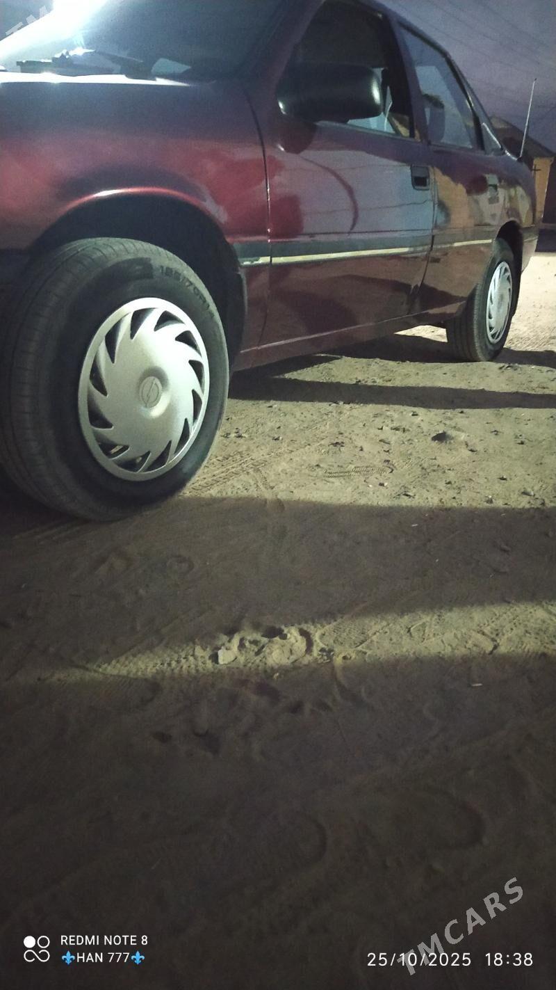 Opel Vectra 1992 - 36 000 TMT - Мары - img 2