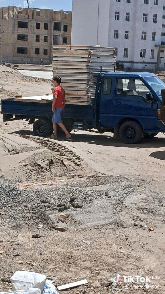 Hyundai H-1 1999 - 75 000 TMT - Дашогуз - img 3