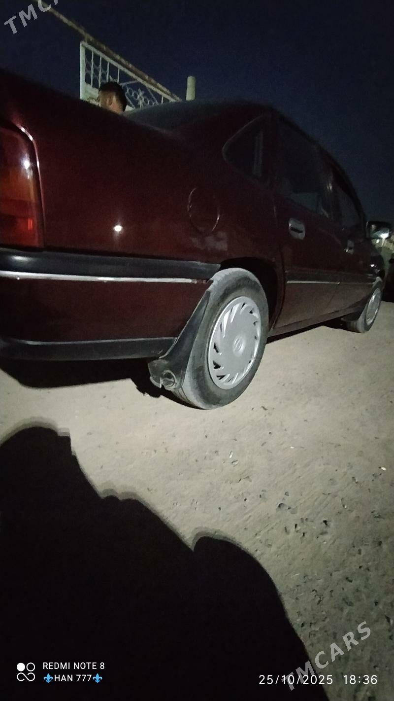 Opel Vectra 1992 - 36 000 TMT - Мары - img 4