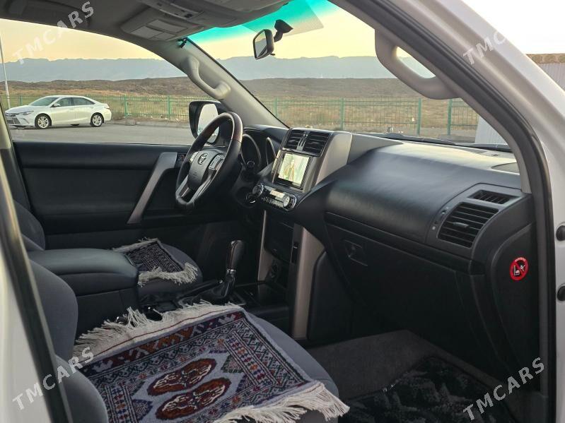 Toyota Land Cruiser Prado 2013 - 550 000 TMT - "Altyn Asyr" Gündogar bazary (Jygyllyk) - img 4