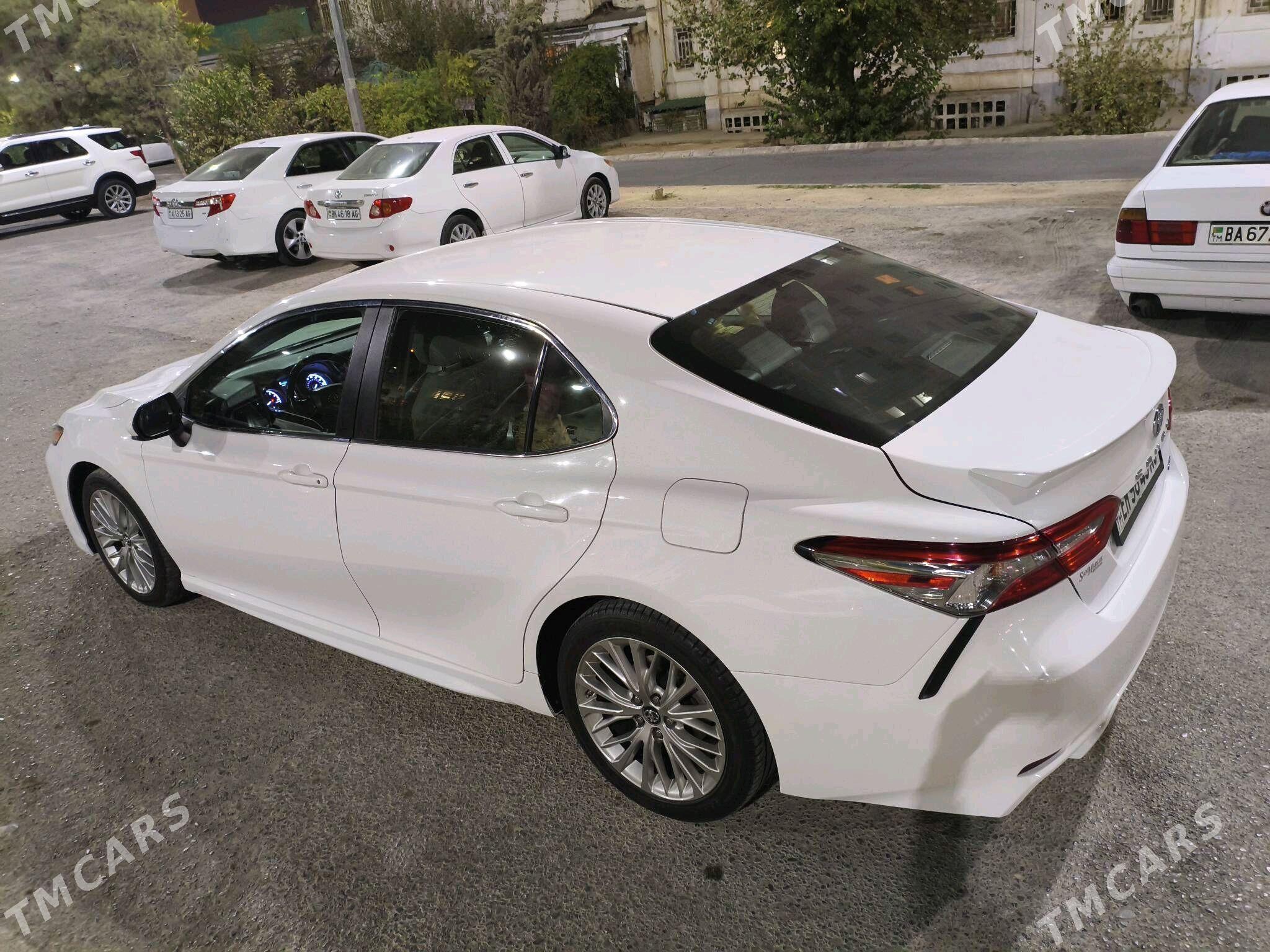 Toyota Camry 2018 - 330 000 TMT - Aşgabat - img 3