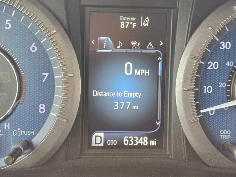 Toyota Sienna 2019 - 460 000 TMT - Aşgabat - img 9