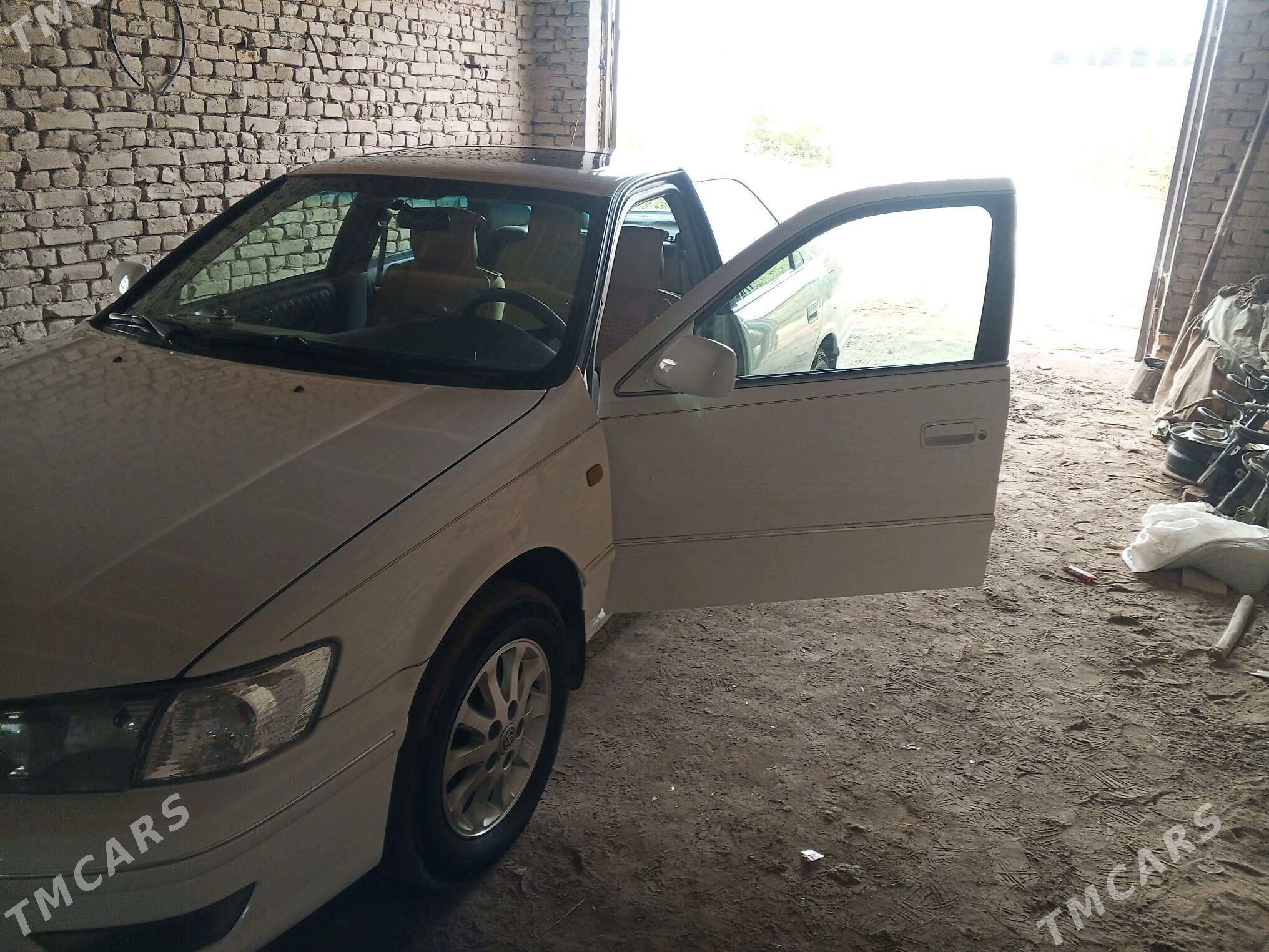 Toyota Camry 2001 - 160 000 TMT - Şabat etr. - img 6