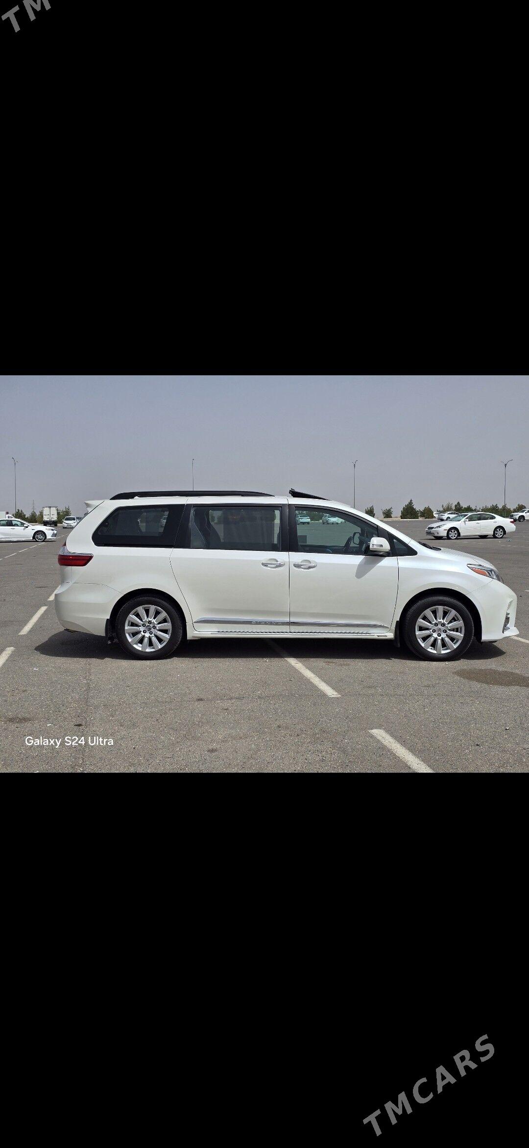 Toyota Sienna 2018 - 520 000 TMT - 10 мкр - img 1