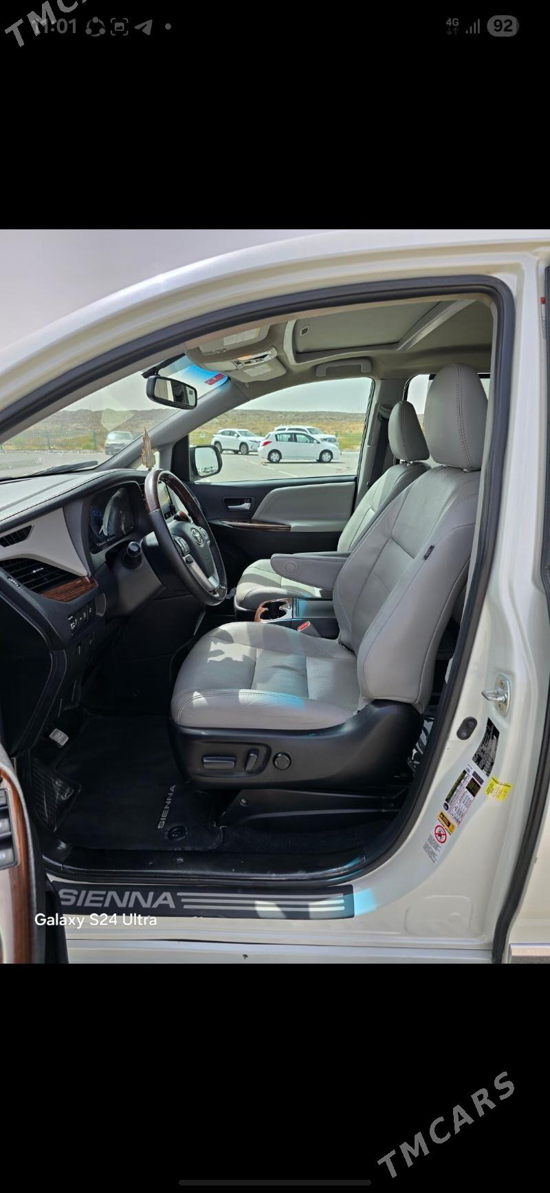 Toyota Sienna 2018 - 520 000 TMT - 10 мкр - img 8