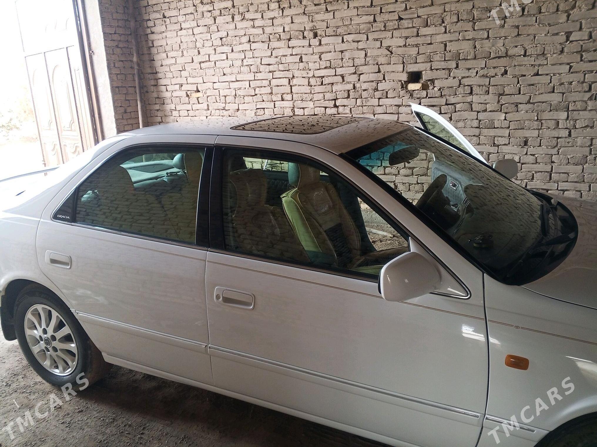 Toyota Camry 2001 - 160 000 TMT - Şabat etr. - img 4