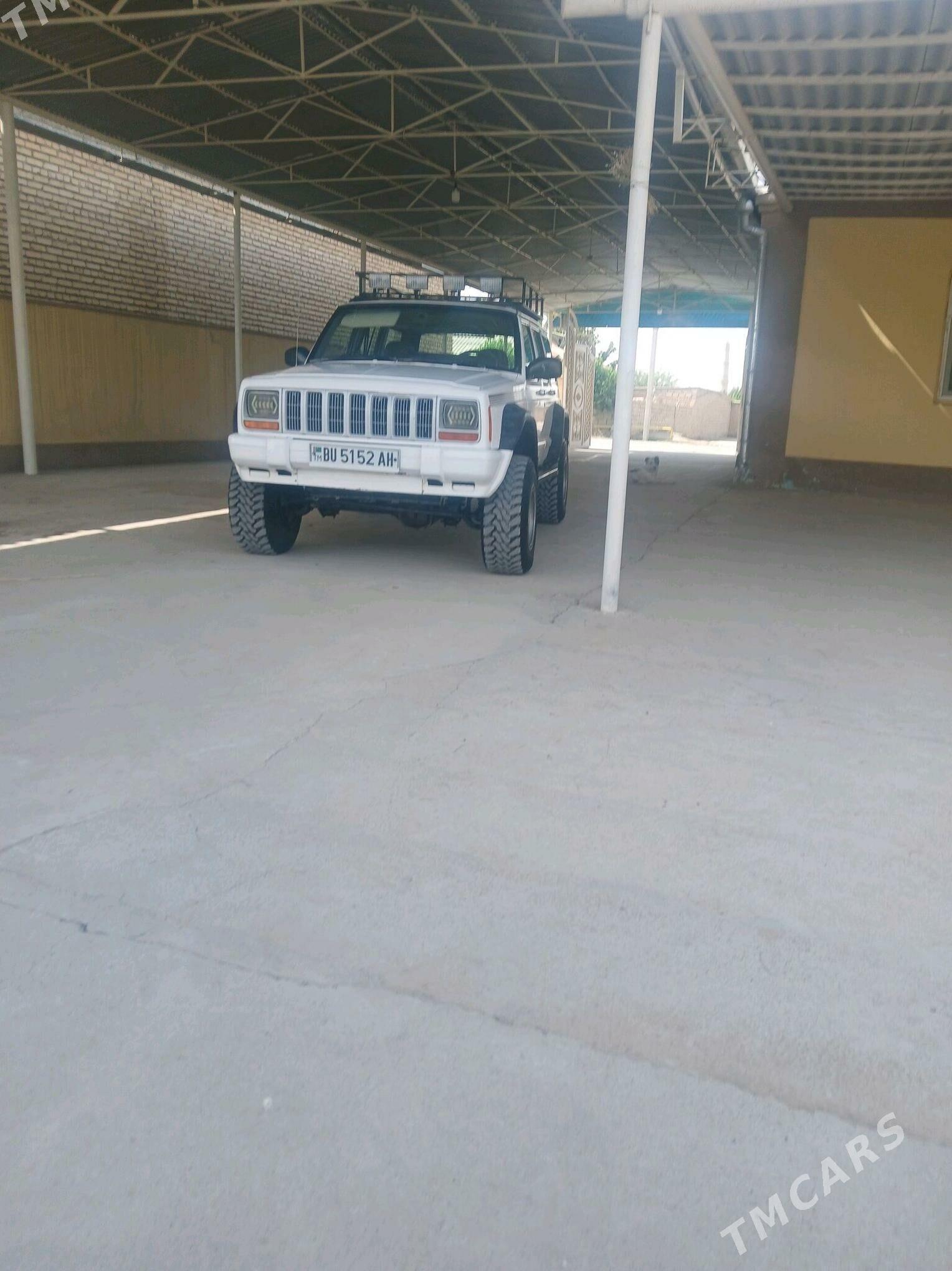 Jeep Cherokee 1998 - 80 000 TMT - Кака - img 4