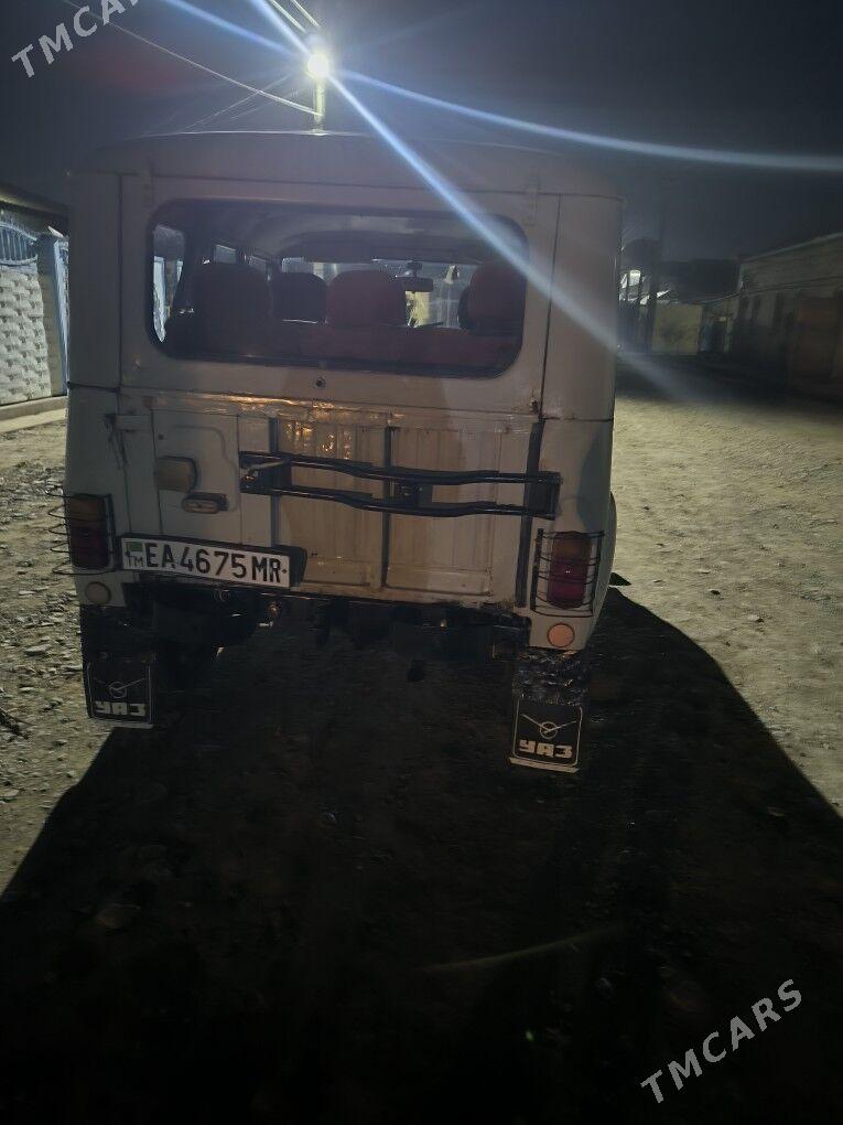 UAZ 469 2000 - 27 000 TMT - Мары - img 1