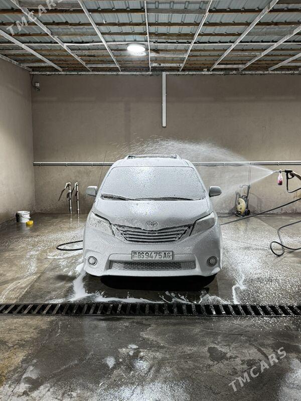 Toyota Sienna 2013 - 305 000 TMT - Ашхабад - img 3
