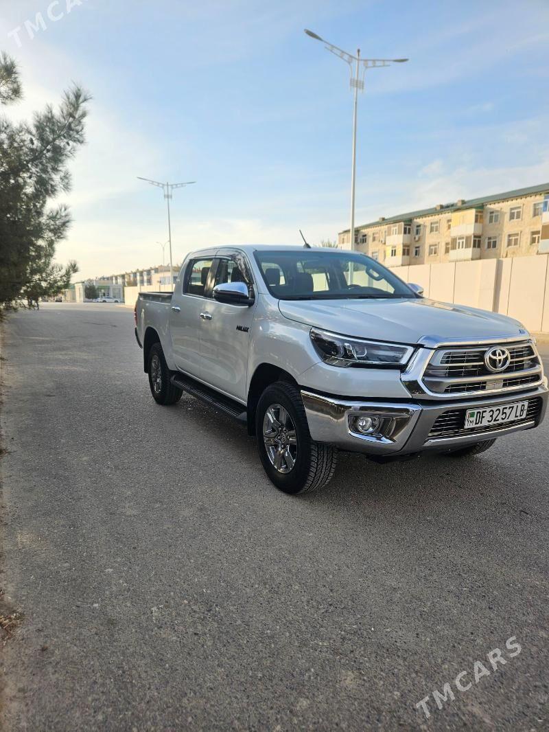 Toyota Hilux 2025 - 638 000 TMT - Türkmenabat - img 1
