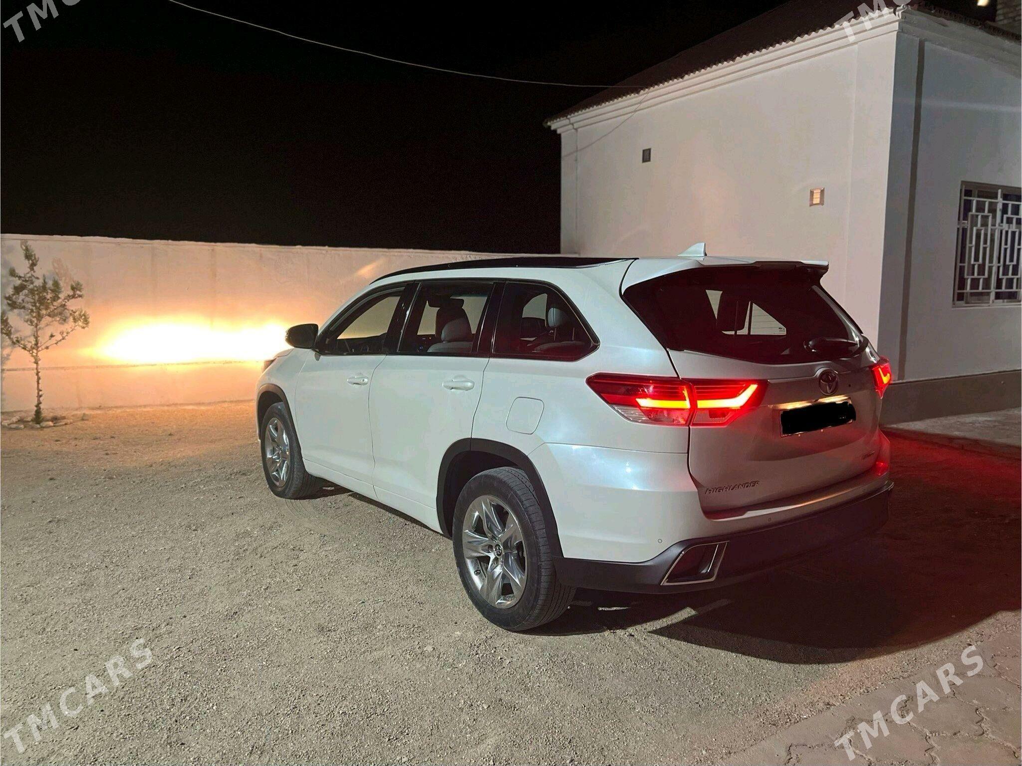 Toyota Highlander 2019 - 500 000 TMT - Türkmenbaşy - img 5
