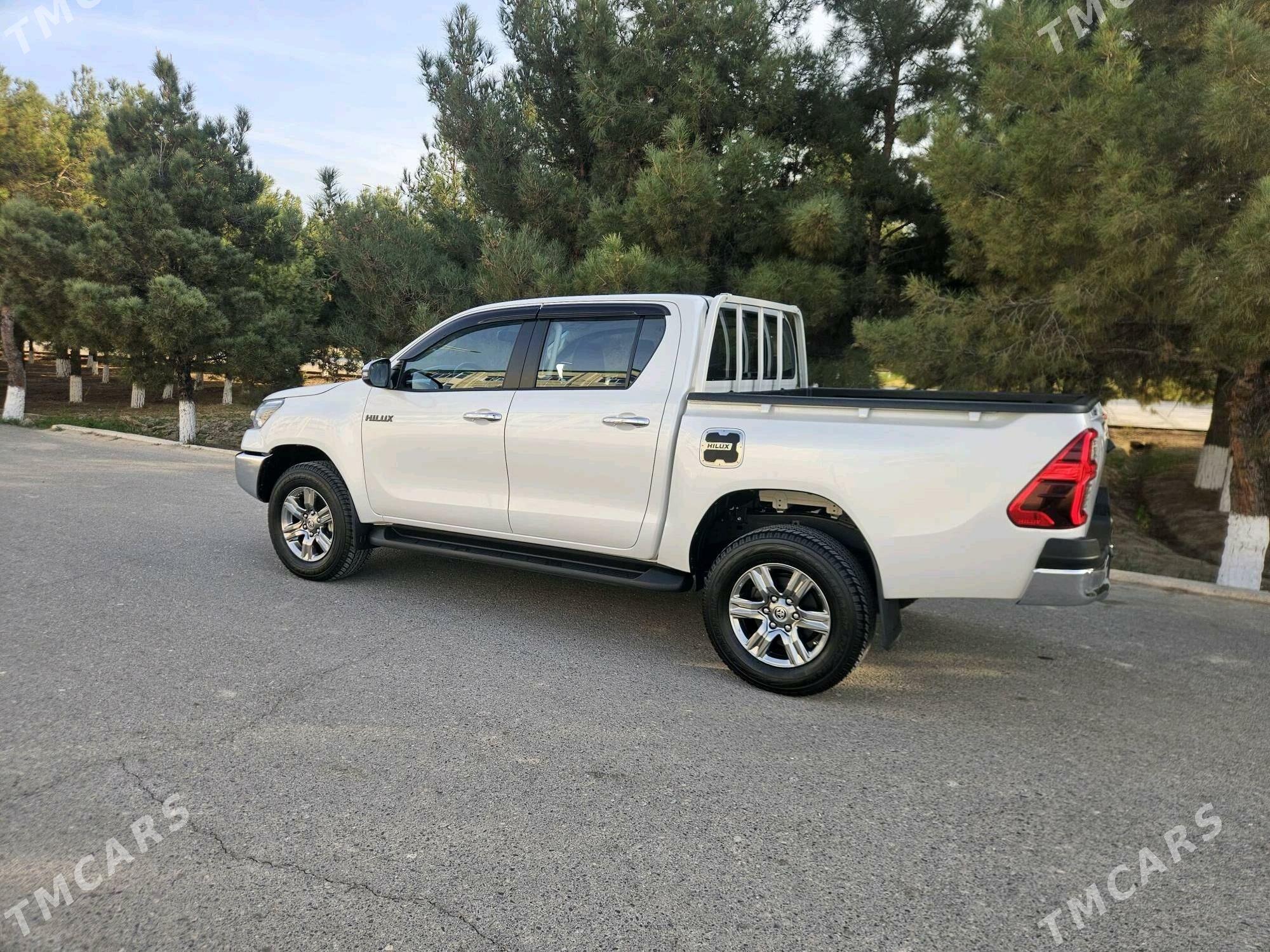 Toyota Hilux 2025 - 638 000 TMT - Türkmenabat - img 3