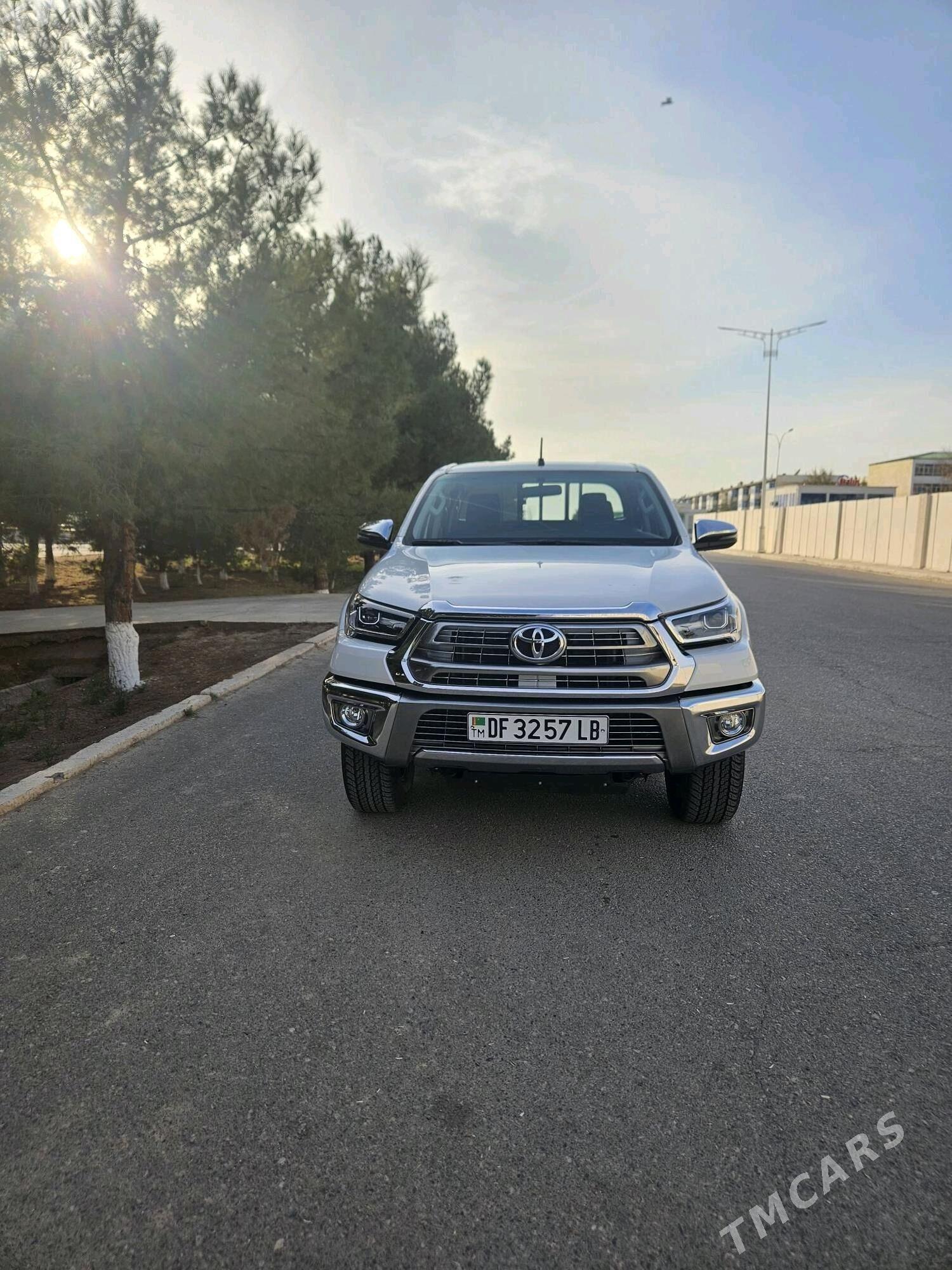Toyota Hilux 2025 - 638 000 TMT - Türkmenabat - img 5