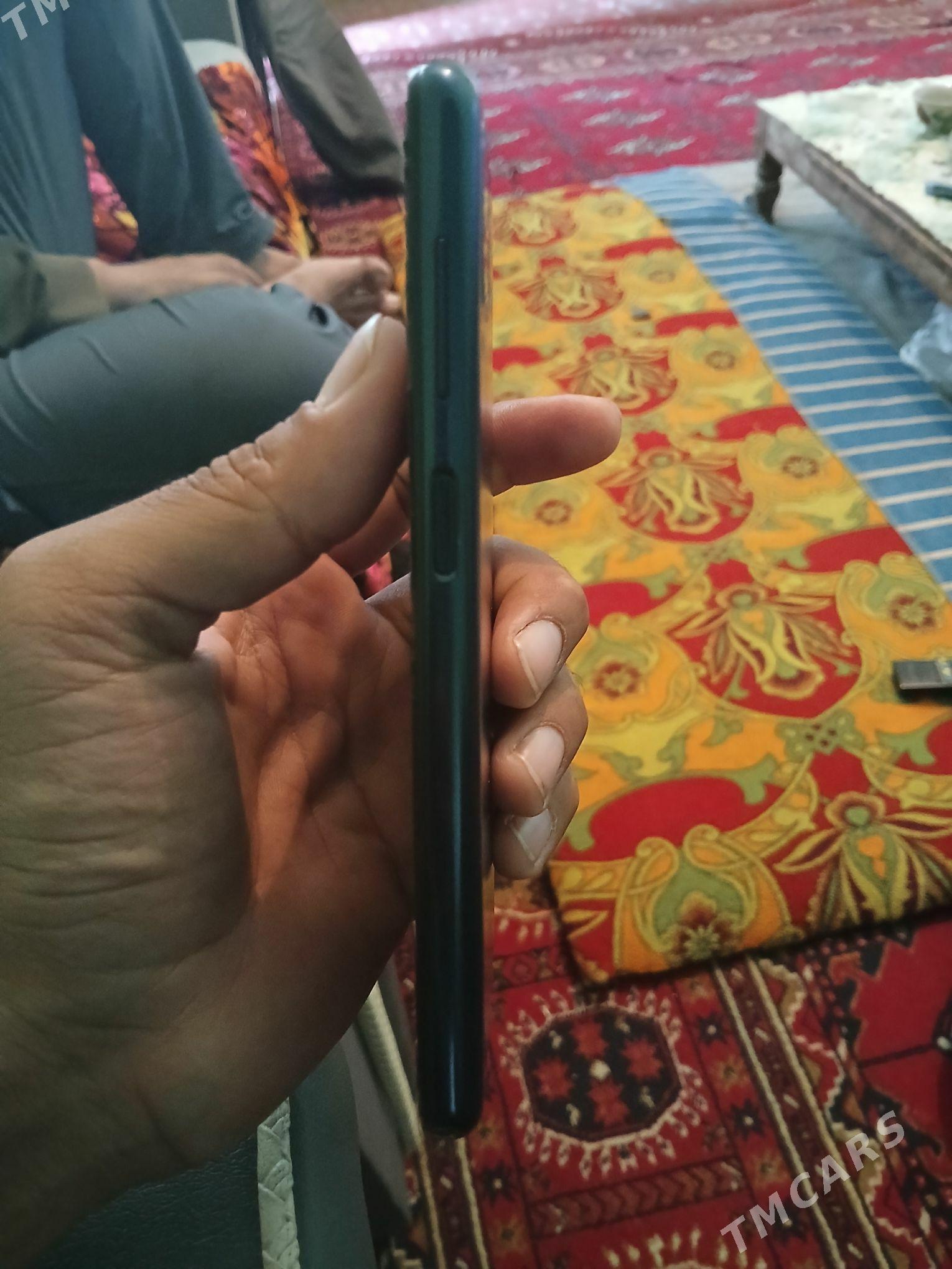 samsung m12 - Gurbansoltan Eje - img 5