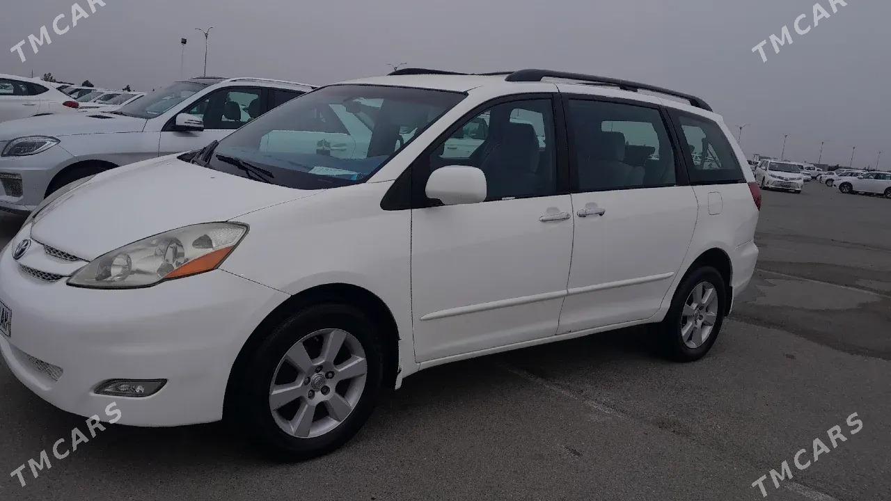 Toyota Sienna 2005 - 225 000 TMT - Халач - img 2