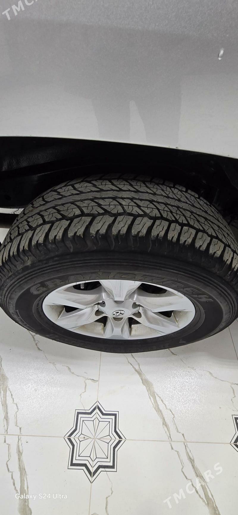 Toyota Land Cruiser Prado 2013 - 515 000 TMT - Türkmenabat - img 10