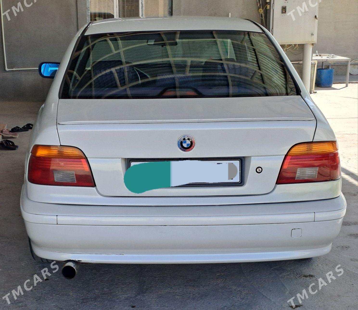 BMW E39 2003 - 120 000 TMT - Гызыларбат - img 2