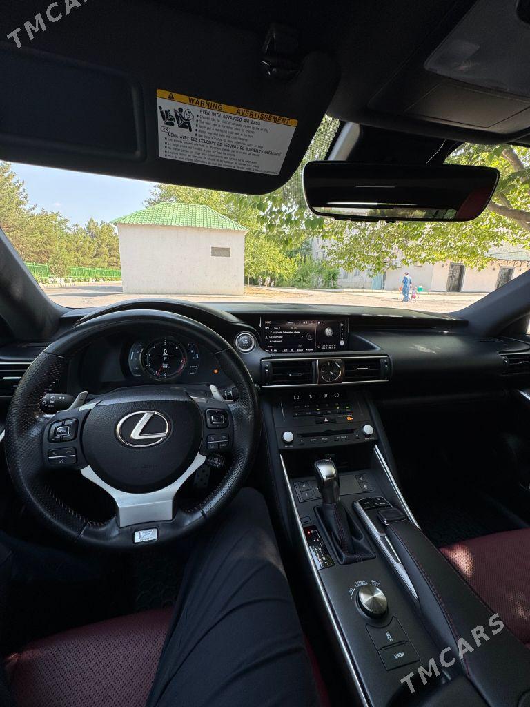 Lexus IS 350 2019 - 360 750 TMT - 6 mkr - img 3