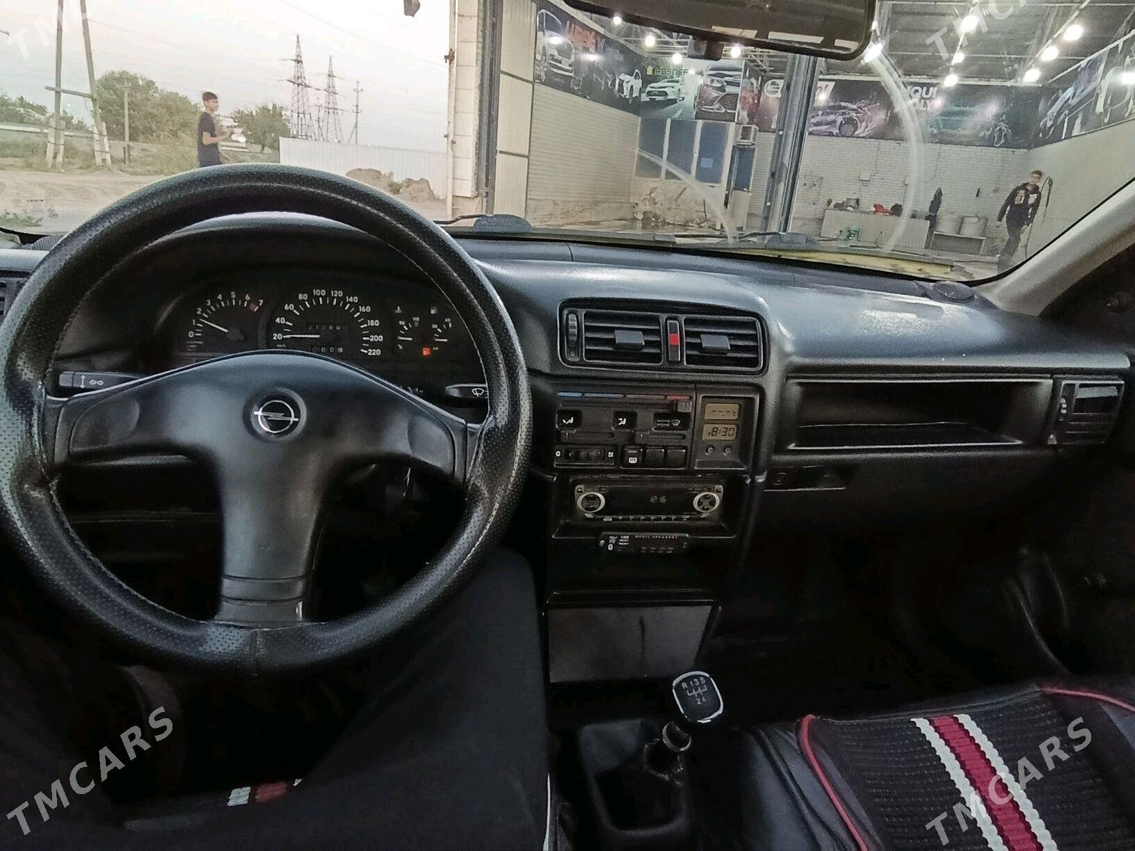 Opel Vectra 1992 - 25 000 TMT - Мары - img 2