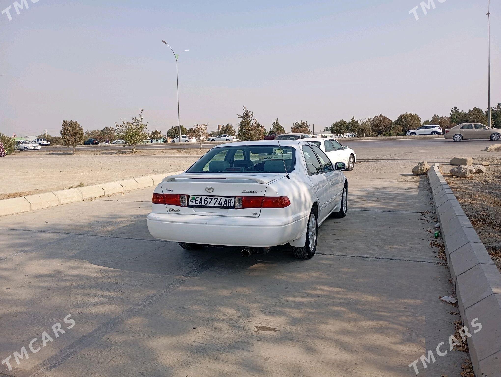 Toyota Camry 2000 - 145 000 TMT - Бахарден - img 4