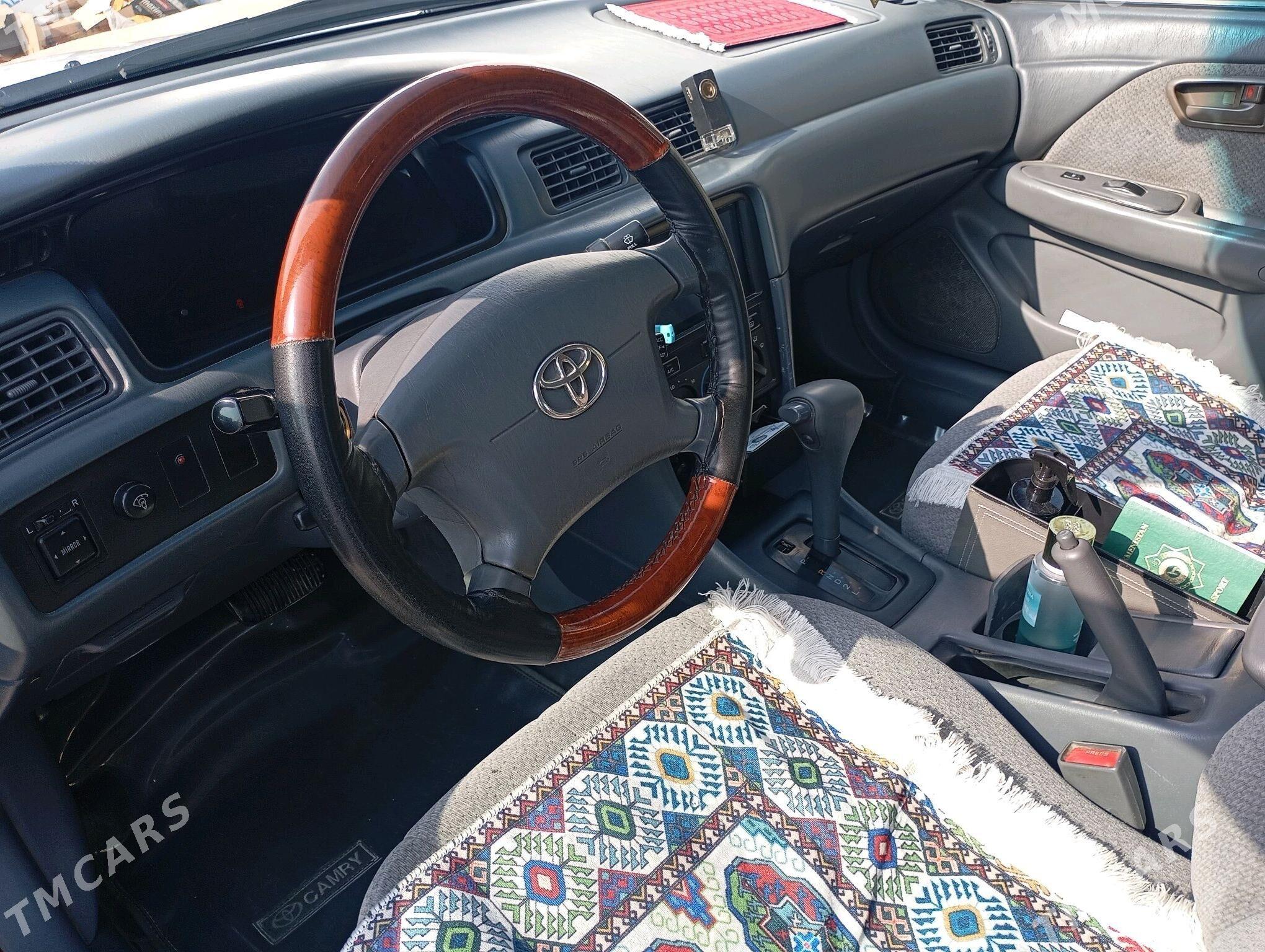 Toyota Camry 2000 - 145 000 TMT - Бахарден - img 6